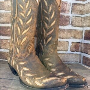 Old Gringo Brown and Tan Heeled Boots Vintage 8.5